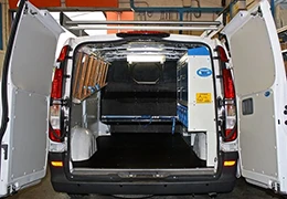 Equipamiento de furgonetas para pintores