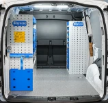 01_ VW Caddy equipada para asistencia en equipos de construcción en Nápoles