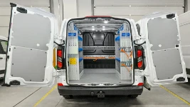 01a_Custom Ford 2 con equipamiento completo para sistemas contra incendios