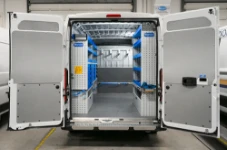 01_Equipamiento para el mantenimiento de instalaciones de dispensación de cerveza en Opel Movano L2 H2