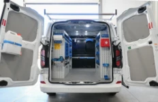 01_Ford Custom L1 H1 para termohidráulica con equipamiento a medida Syncro