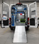 01_Ford Transit L4 H3 transformado por Syncro en un taller móvil para el área de obras públicas con rampa