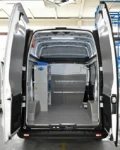 01_Furgoneta Renault Trafic con revestimientos para la carrocería