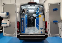 01_Iveco Daily L2 H2 para asistencia de máquinas de movimiento de tierras equipado por Syncro System