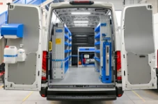 01_Iveco Daily L3 H2 para obras hidráulicas en carretera con ambas paredes equipadas (1)