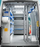 01_Iveco Daily L3 H2 para técnico de puertas y ventanas con barras sujetacargas