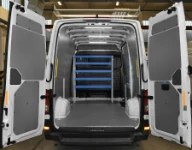 01_Volkswagen Crafter para mantenimiento de equipos tecnológicos