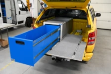 02_Cajón Syncro largo y espacioso para Pick Up extraíble desde atrás