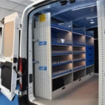 02_Estantes abiertos para furgonetas adaptadas para mobiliario especial de abastecimiento peluquerías