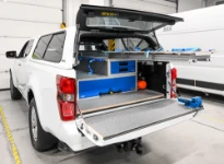 02_Isuzu Dmax con corredera y cajonera de doble fondo para pickup