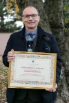 02_Luca Comunello retira por Syncro System el premio "Impresa e Lavoro 2023" de manos del alcalde Aldo Maroso