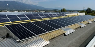 03_Paneles fotovoltaicos en el techo de Syncro System, ampliación 2022