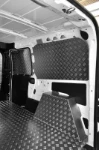03_Paneles para puertas y paredes en aluminio damero en Doblò Fiat