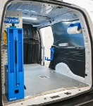 03_Pared derecha de Doblò sólo con accesorios