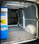 03_Revestimientos en el Maxus Deliver7 equipado por Syncro en Villorba