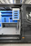 04a_Cajonera lateral y kit sujetamaletines automático en Sprinter para encargado de mantenimiento