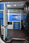 04_Bandejas portamaletines en el suelo del Scudo Fiat para termohidráulico