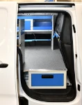 04_Cajón de doble fondo accesible por el portón lateral del Partner Peugeot