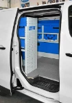 04_Detalle acceso lateral Jumpy equipado por Syncro System