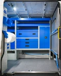 04_Detalle de equipamiento Syncro en Crafter con puerta corredera