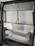 04_VW Transporter totalmente revestido en aluminio para servicios funerarios