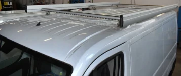 05_Barras portatodo con sistema Ultrasilent sobre techo de Boxer