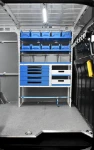 05_Equipamiento en pared izquierda de Daily
