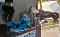 10_Abrazadera y lijadora para acabados y ajustes en prótesis y órtesis en Sprinter