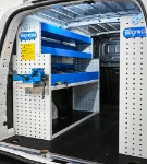 22_Equipamiento Doblò para redes de gas con estanterías y portatornillos de banco extraíbles (2)