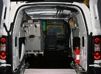 Berlingo Citroën con rampa de carga en aluminio
