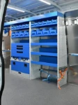 Berlingo Citroen con rivestimento interno in legno e lamiera