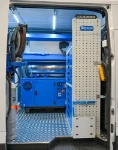 Daily equipado con generator y compresor