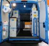 Daily equipado con generator y compresor