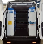 Detalle del receptáculo de carga Combo para asistencia distribuidores automáticos