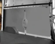 El revestimiento de la pared izquierda del Renault Trafic