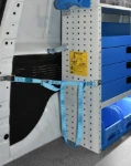 Equipamiento con correa con desenganche rápido