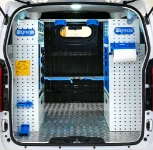 Equipamiento en ambos lados del BYD ETP3