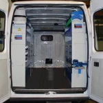Rivestimento interno con pianale e pannellatura per Berlingo Citroen