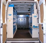Rivestimento interno con pianale e pannellatura per NV250