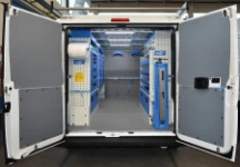 Rivestimento interno con pianale e pannellatura per Berlingo Citroen