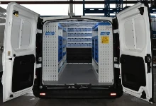 Equipamiento Nissan NV300 largo bajo