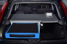 Equipamiento vehículo para policía municipal