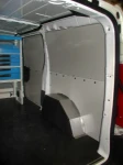 Modulo scaffalato Syncro Ultra nel NV250 con pannello portautensili e cassetti