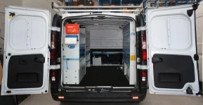 Equipamiento Vivaro para electricistas