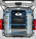 Estanterías en ambos lados del BYD ETP3