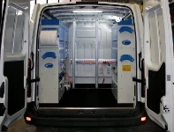 Furgoneta Master equipada para máquinas de elaboración de chapa