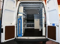 Rivestimento interno in legno e lamiera e portatutto per Jumpy