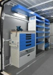 Torretta Syncro Ultra nel NV250 con cassettini a vista, cassetti e vano con anta