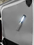 Lámpara LED para furgonetas con enganche magnético
