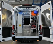 Mobiliario camión taller en Transit Jumbo